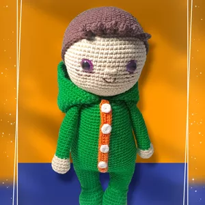 Imagem de capa para o Ebook Receita em PDF do boneco Davi e seu pijama de Dinossauro