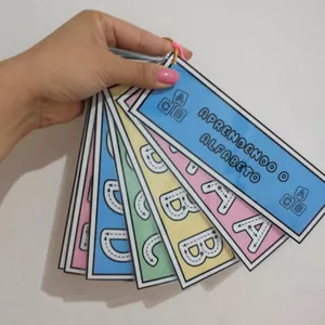 Imagem de capa para o Ebook Chaveiro Aprendendo o Alfabeto Traçado das letras 