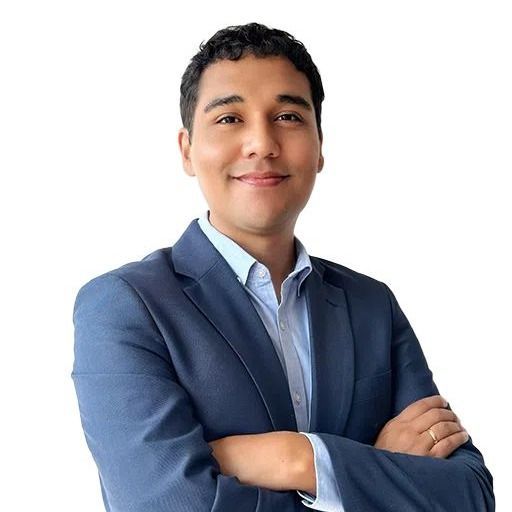 🔹Carlos Mendoza – Analista Logístico