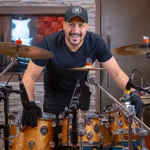 Imagem de capa para o Curso online SEJA UM ROADIE DO ZERO