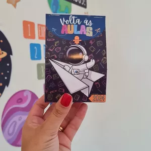 Imagem de capa para o Ebook Lembrancinha - Volta às Aulas 2024