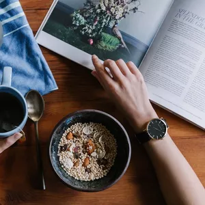 Imagem de capa para o Ebook Manhãs Produtivas: Como Despertar com Disposição e Sem Estresse