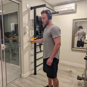 Imagem de capa para o Curso online Faça exercício sem sair de casa ! Deixe a preguiça de lado!