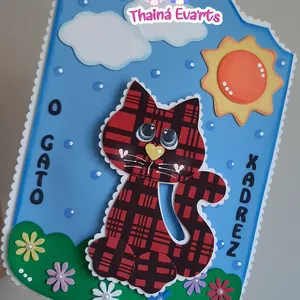 Imagem de capa para o Ebook Apostila de molde em eva- luva gato xadrez